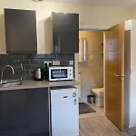Grays Inn Road - Room 3