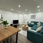 Baker Street Station 2 Bed Apartment