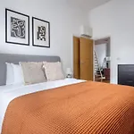 Luxury Soho Apartment R11