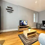 Chelsea Apartment By Central London