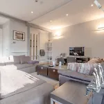 Modern 2 Bedroom Apartment In Heart Of Hackney