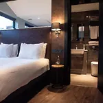Camden Enterprise Hotel
