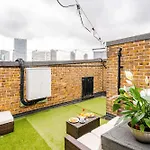 2Bd With View - 5 Sleeps - Old St