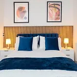 Millfield Park Villas Serviced Apartment Hackney