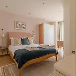 Peacefully Set 2Br Apt Near Beautiful Dulwich Park