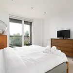 Brilliantly Connected 1Bd Flat By Clissold Park