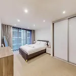Stylish 3 Bedroom Apartment In The Heart Of Clerkenwell