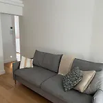 Modern Flat Near Tower Bridge