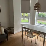 Modern Flat Near Tower Bridge
