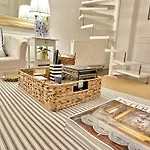 Elegant London Apartment