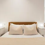 Oxford Circus Designer Apartment