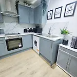Gdy1 - The Green Dragon Apartment