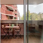 \'Ample Apt Next To Cromwell Hospital In Kensington