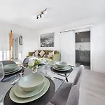 Central London Four-Bedroom Luxury Living - Westminster & Vauxhall