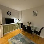 Amazing 2 Flat Bedroom In Chelsea London