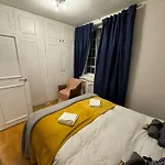 Amazing 2 Flat Bedroom In Chelsea London