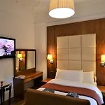 Sloane Square Apartments