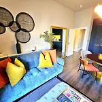 Stylish Hyde Park Home By Tube Stations With Elevator