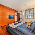 Finest Retreats - Kensington Residence