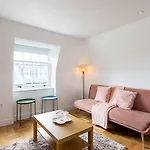 Modern&Stylish Apartment in West Kensington