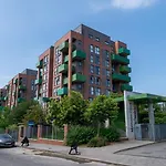 Gorgeous Wembley Flat