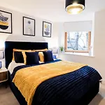 Stunning London Bridge Flat With Balcony - Close To Borough Market