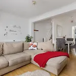 Kensington Two Bedroom House