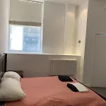 Cosy Leicester Square Central London Apartment
