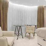 Duplex In Prime Central London