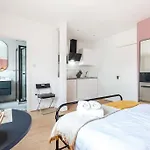 Beautiful Studio In Bayswater