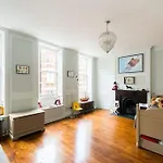 Nice Home In London