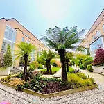 Modern Flat In The Heart Of Canary Wharf
