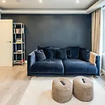 Modern 2B Flat: Central London, Walk To Landmarks