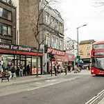 Modern 2B Flat: Central London, Walk To Landmarks