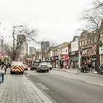 Modern 2B Flat: Central London, Walk To Landmarks