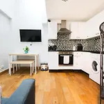 Two Bedroom In Islington
