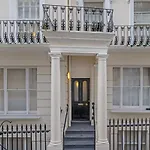 New 1Bed With Ac Near Portobello