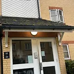 Cosy & Modern Flat In Islington- 15 Minute Walk From Emirates Stadium