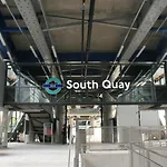 Modern 2Bed Apartment London Canary Wharf Great Transport Links - Perfect For Long Stays