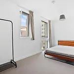 Modern 3 Bedroom - Olympic Park - E20 Stratford
