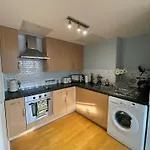 Lovely Apartment Next To Central London