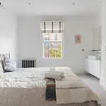 Family House Up To 8Ppl With Rooftop Terrace