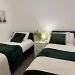 Beautiful Home In Central London