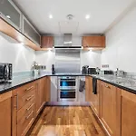 Canary Wharf Riverview 2Floor Penthouse