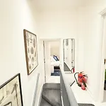 Abodess Near Wembley - 2Bdr With Free Parking