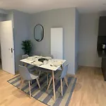Victoria Park Two-Bedroom Apartments By Novarooms