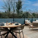 Dorothy Apartments - Two Bed & Roof Terrace - Battersea