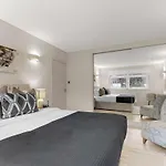 Modern Comfort In Prime Location