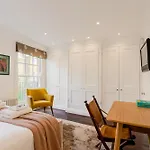 New Central 3Lvl 3Br With Garden, Prime Knightsbridge