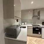 London Apartment West One